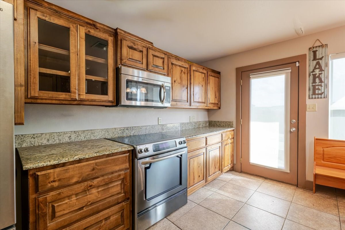 2020 Bluff Creek Drive Possum Kingdom Lake TX 76475