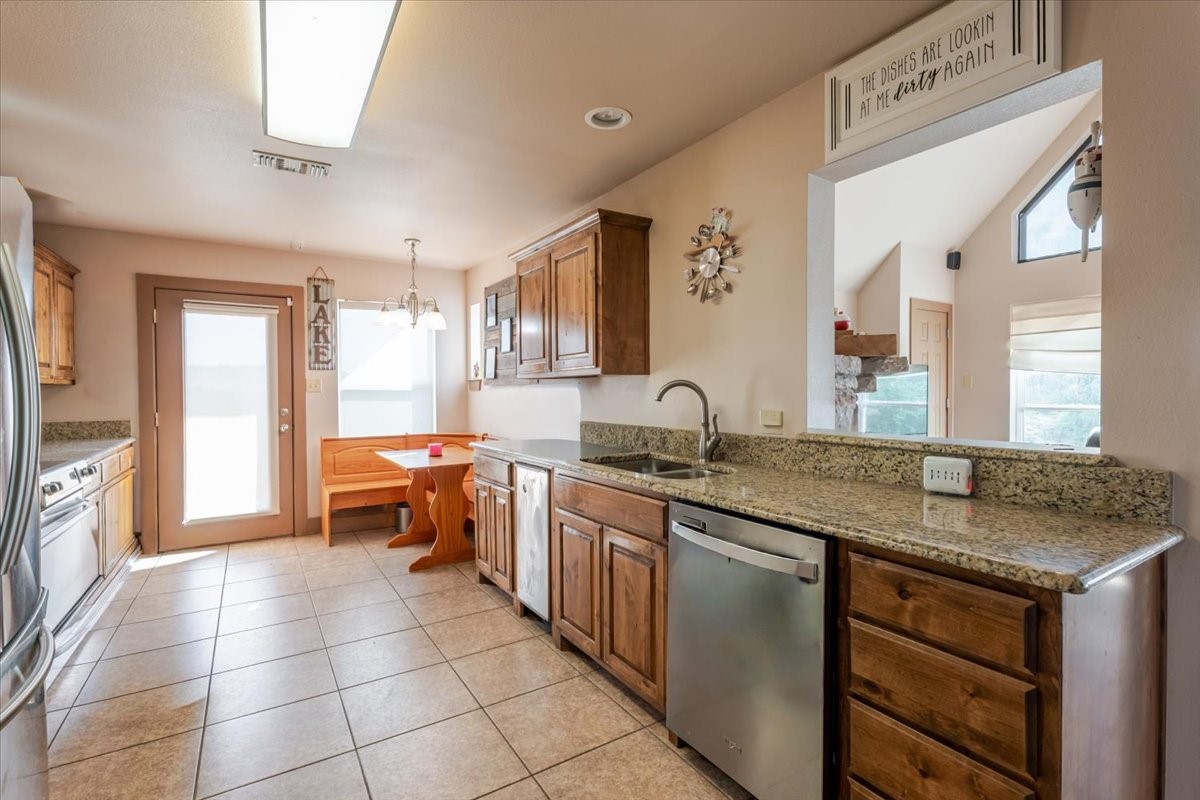 2020 Bluff Creek Drive Possum Kingdom Lake TX 76475