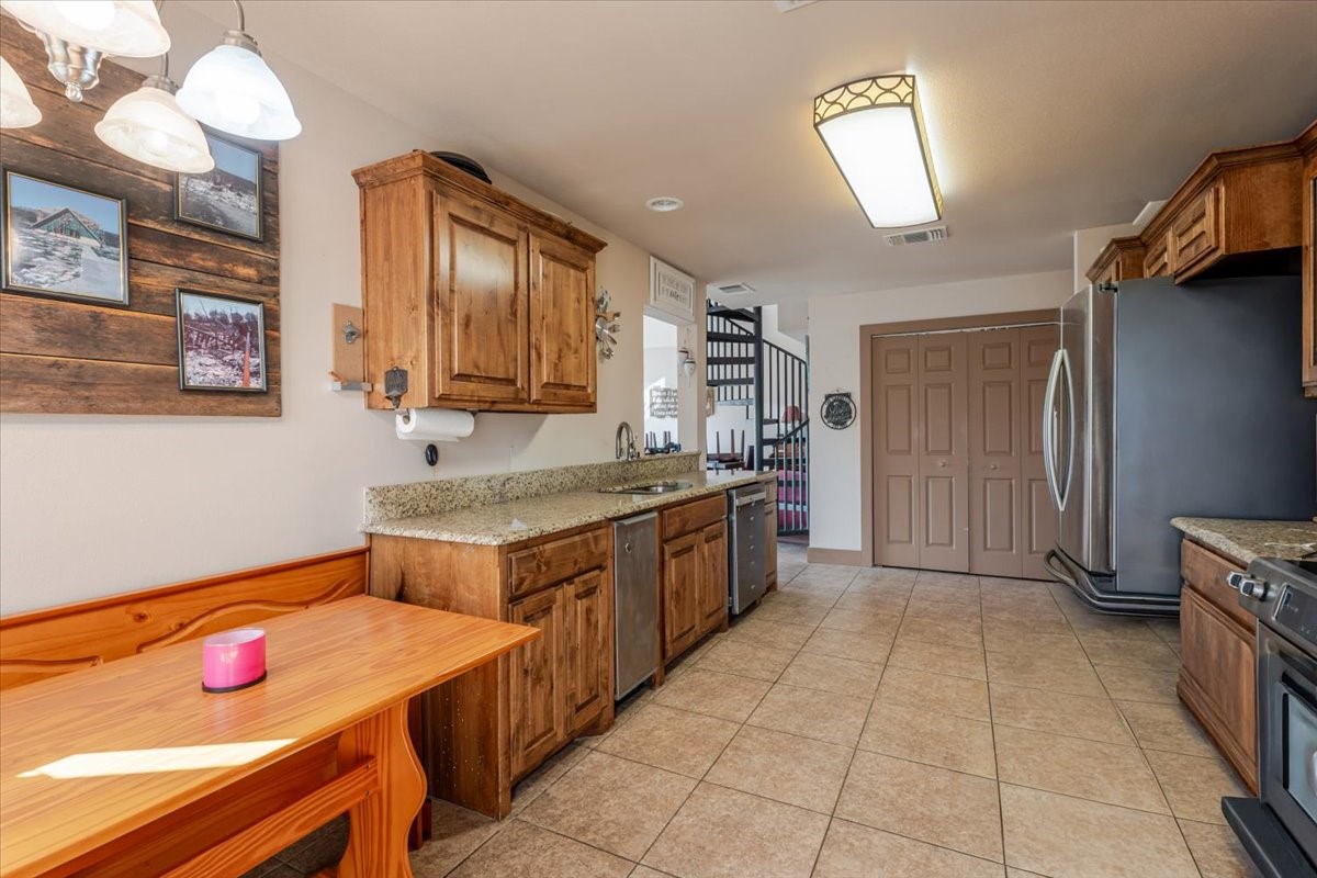 2020 Bluff Creek Drive Possum Kingdom Lake TX 76475