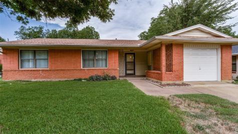 1710 Glen Key Street Grand Prairie TX 75051