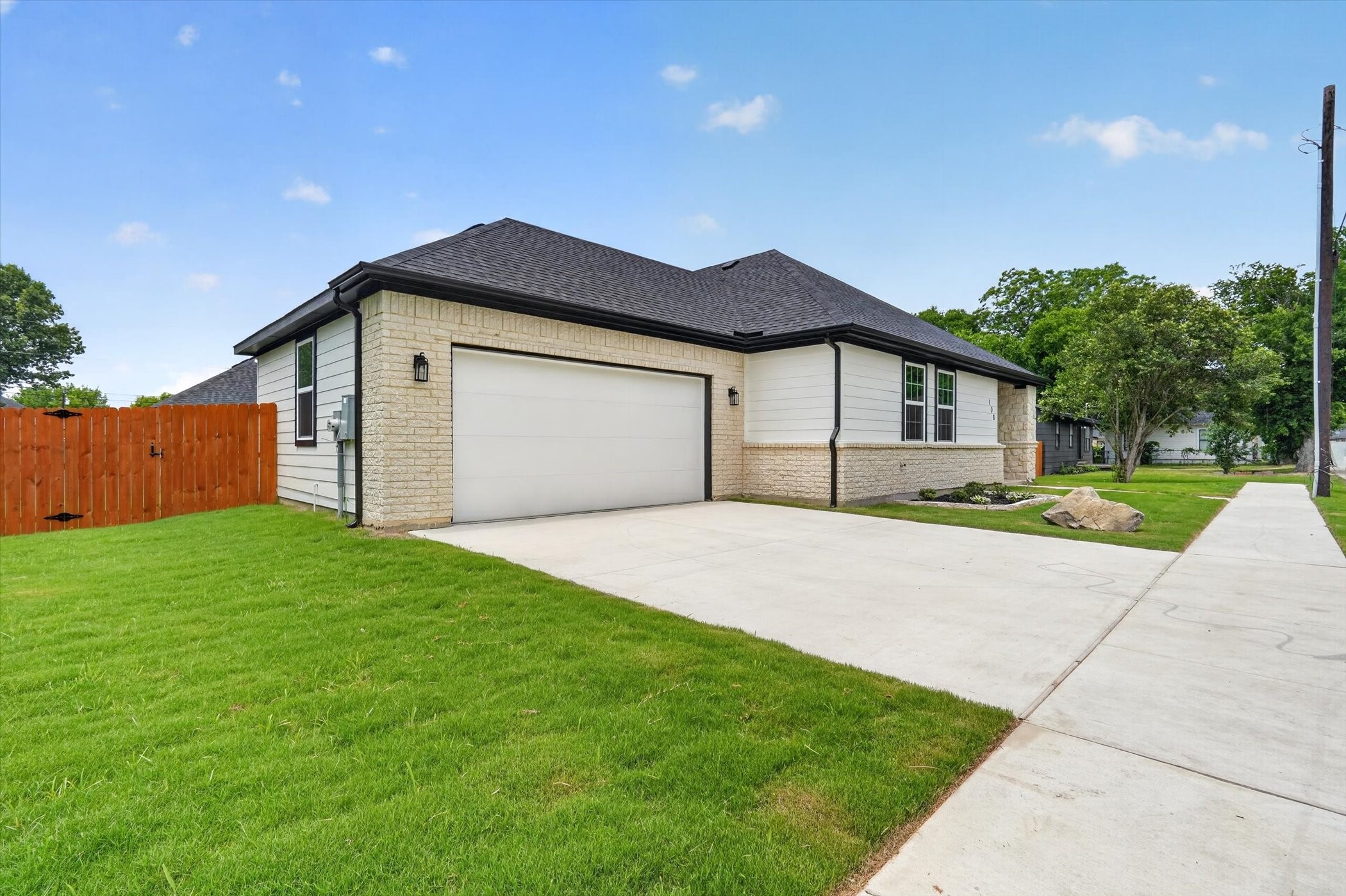 108 Griffin Street Waxahachie TX 75165