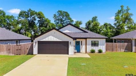 17018 Crossing Circle Lindale TX 75771