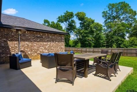 17018 Crossing Circle Lindale TX 75771