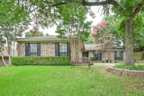 1001 Rosewood Court Euless TX 76039