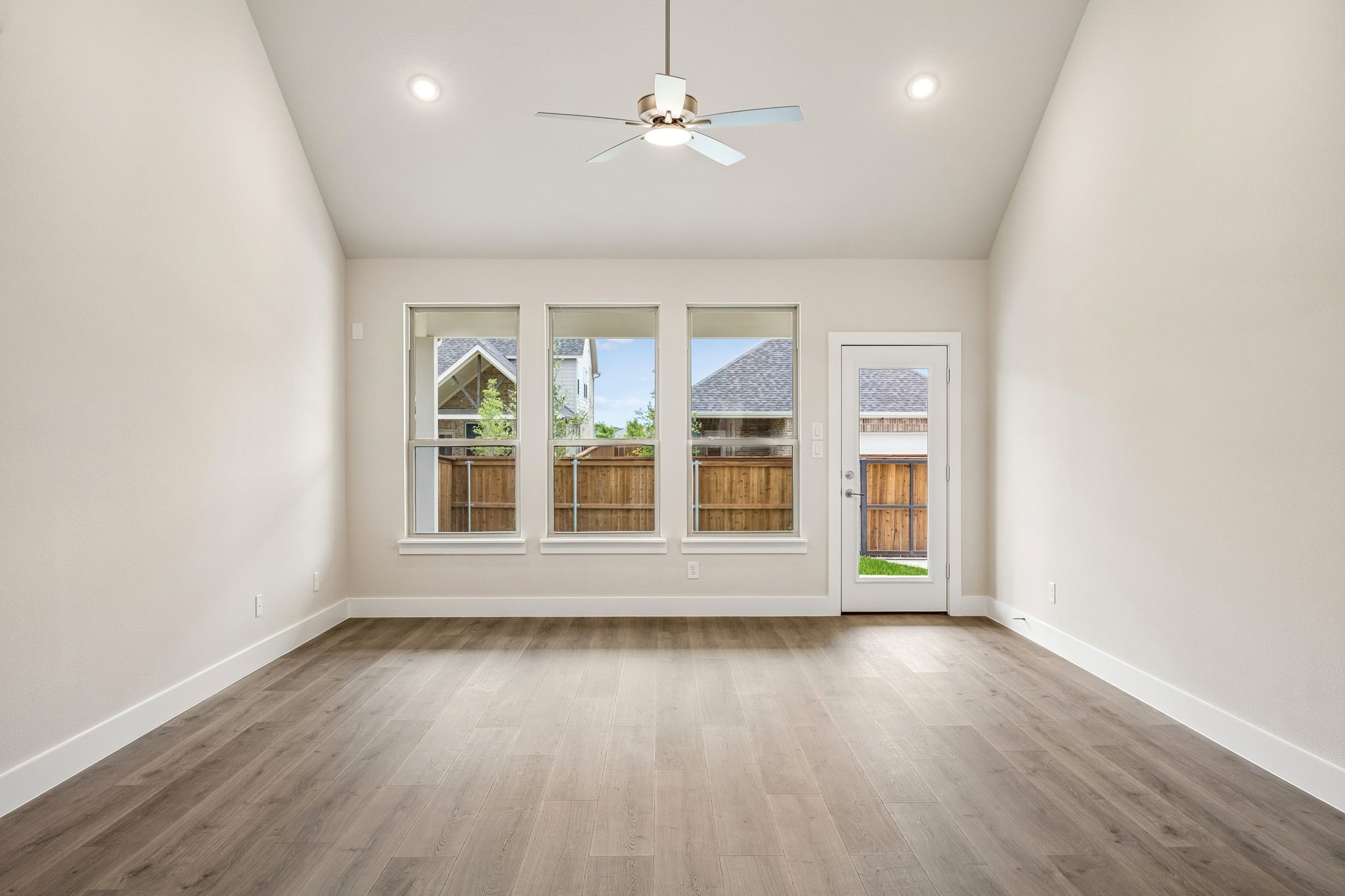 2254 Terlingua Drive Waxahachie TX 75165
