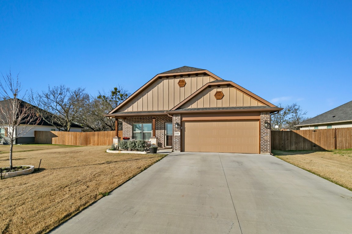 206 Fitzgerald Court Tioga TX 76271