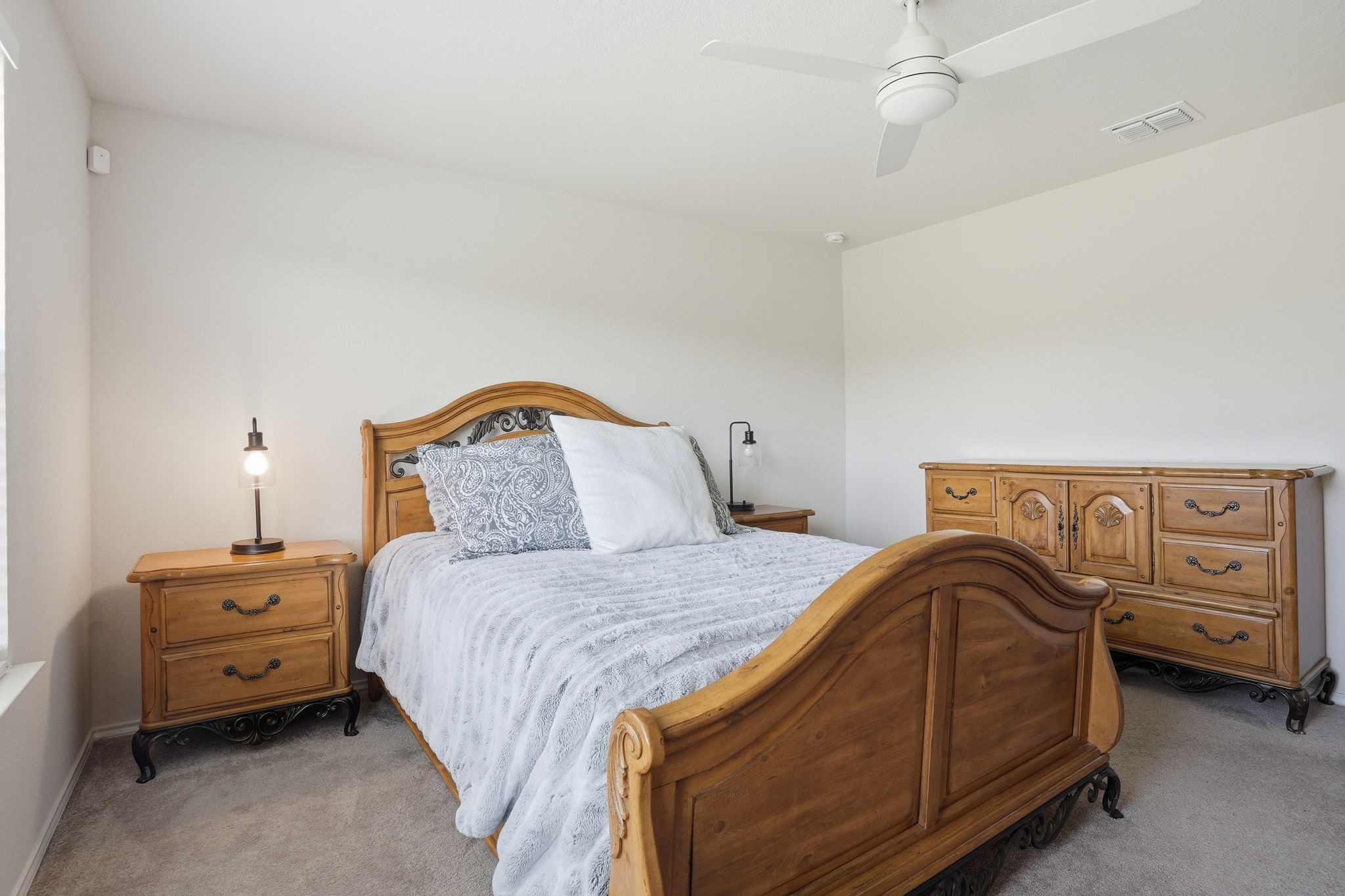 1013 Vernon Drive Aubrey TX 76227