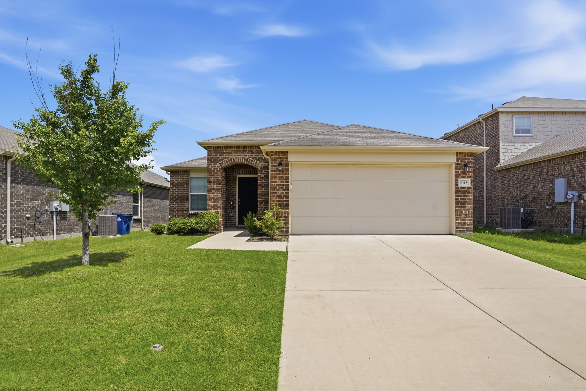 1013 Vernon Drive Aubrey TX 76227