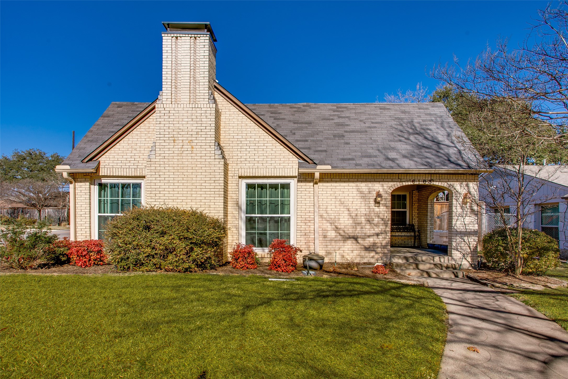6103 Penrose Avenue Dallas TX 75214