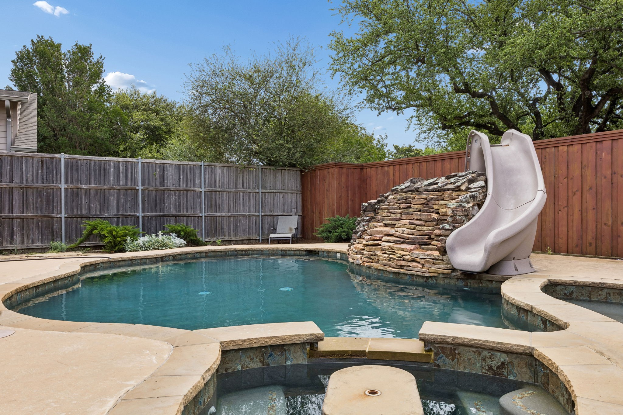 6520 Calais Drive Dallas TX 75254
