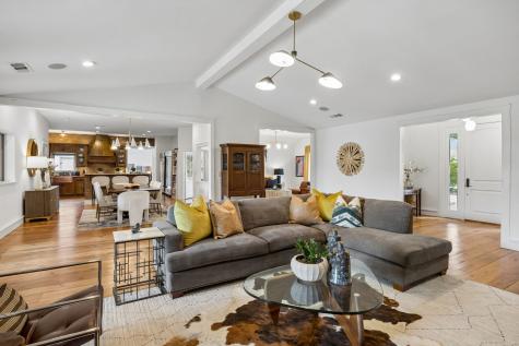 6520 Calais Drive Dallas TX 75254