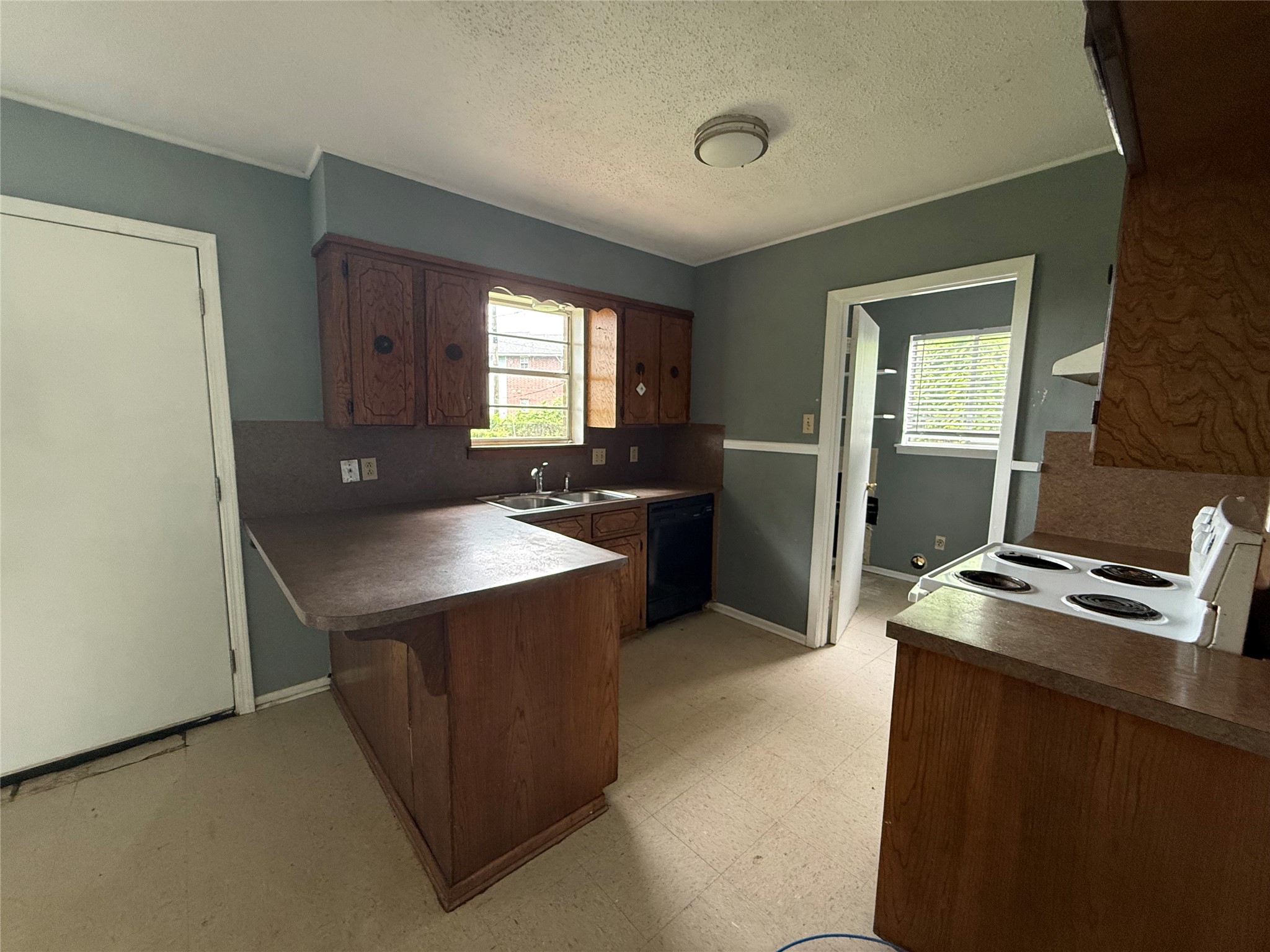 4911 Dahlia Drive Bossier City LA 71111