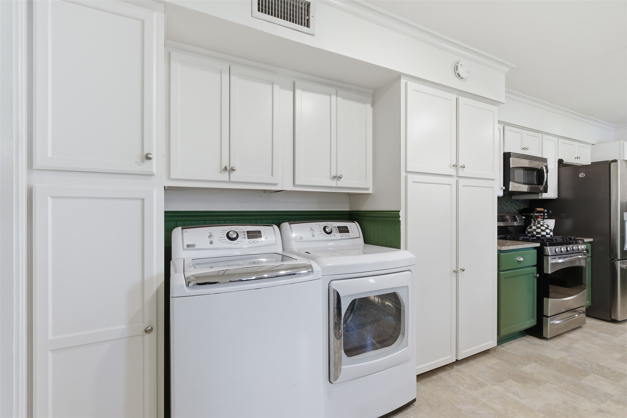 3241 Lockmoor Lane Dallas TX 75220