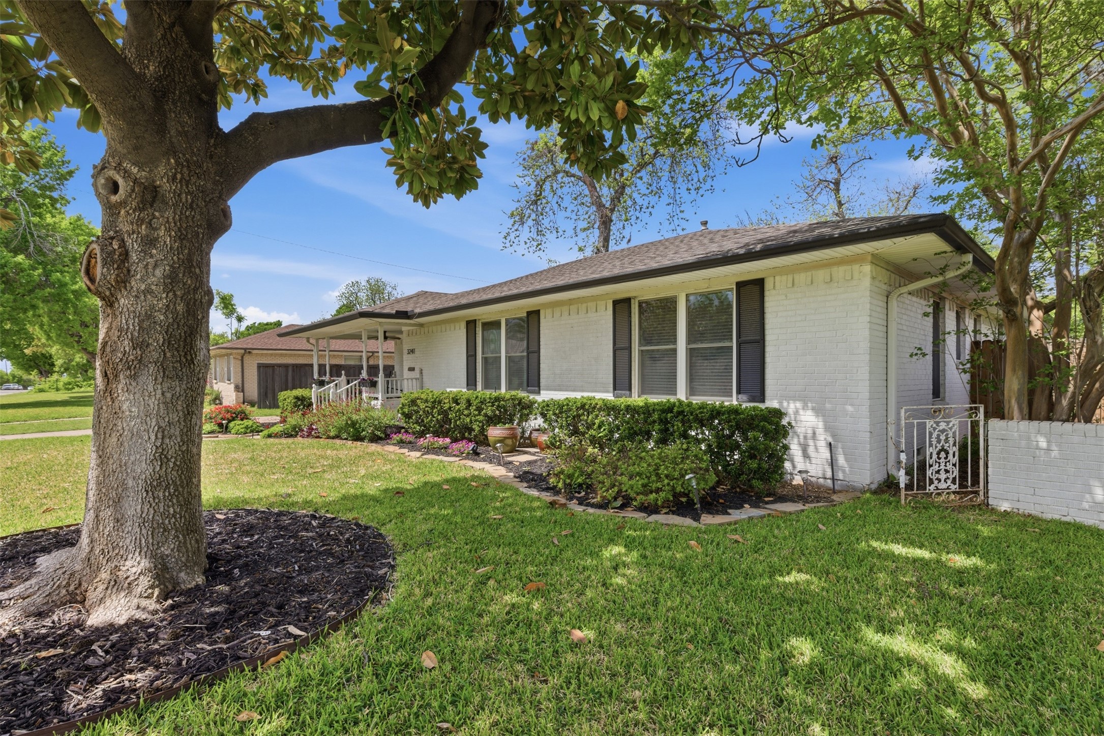 3241 Lockmoor Lane Dallas TX 75220