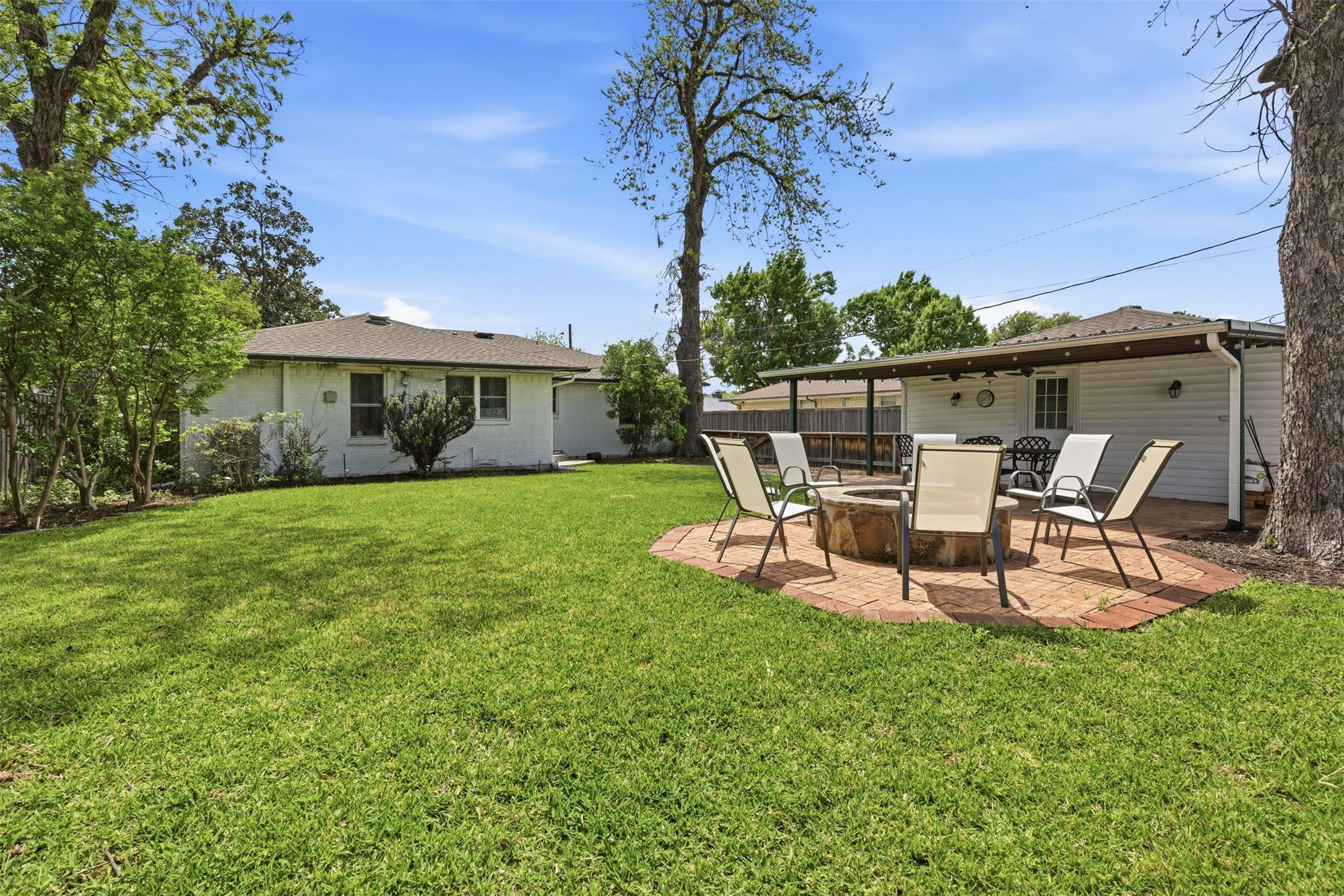 3241 Lockmoor Lane Dallas TX 75220