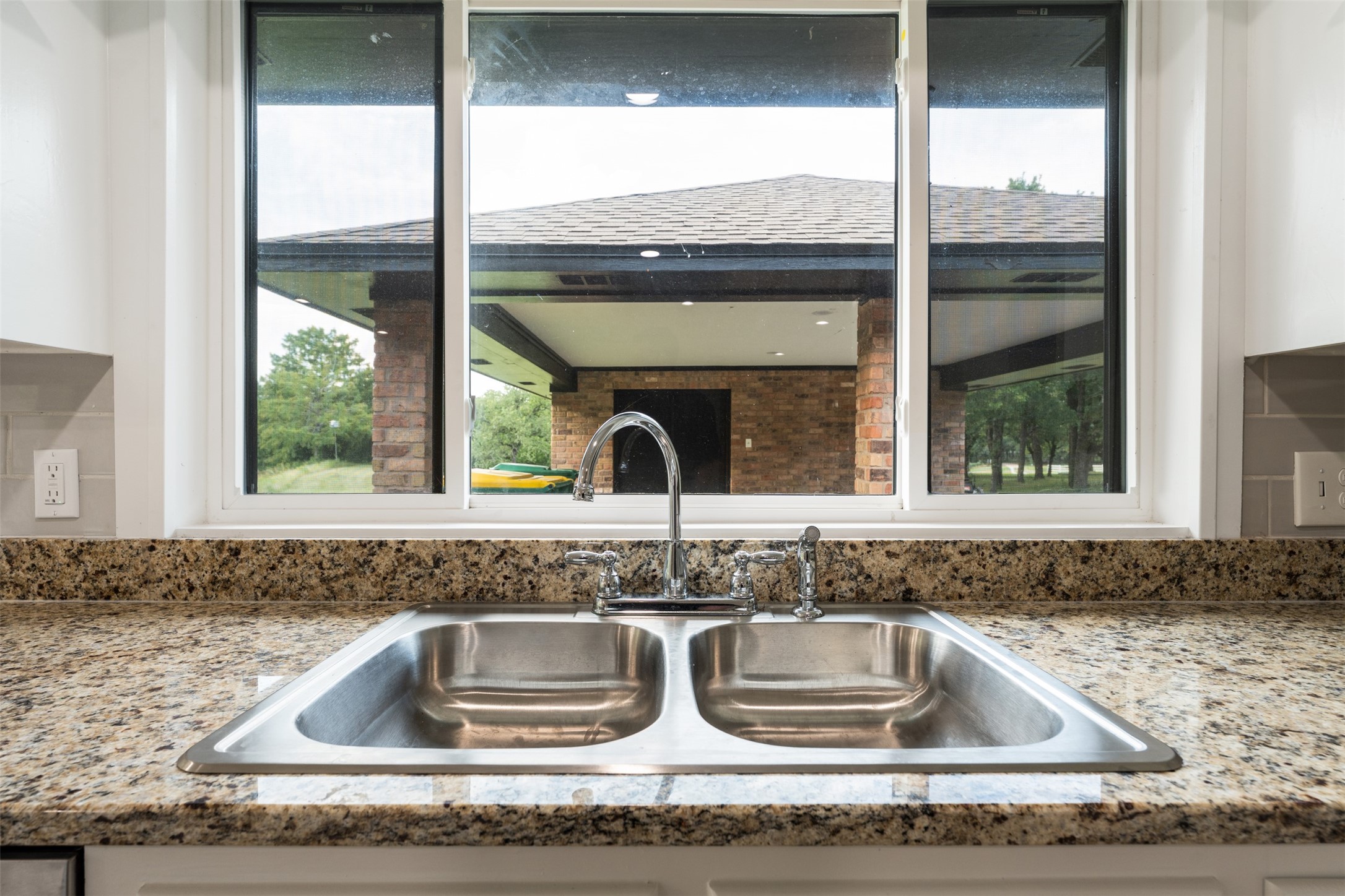 216 N Stovall Drive Robinson TX 76706