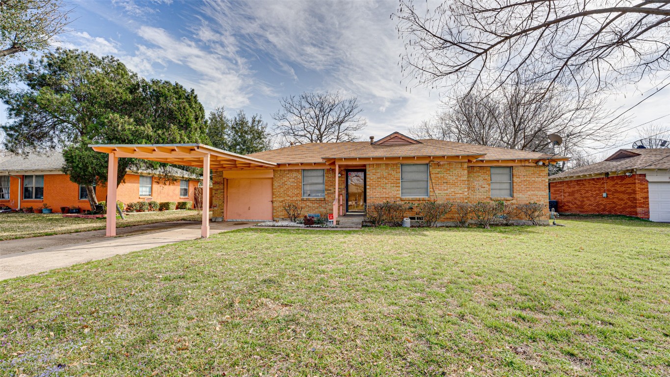 354 Crenshaw Drive Dallas TX 75217