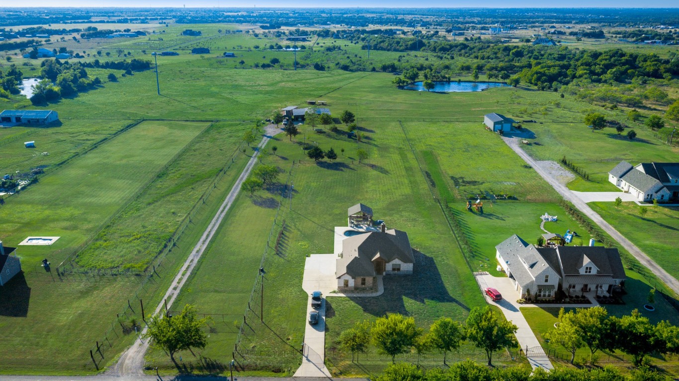 976 S Munson Road Royse City TX 75189