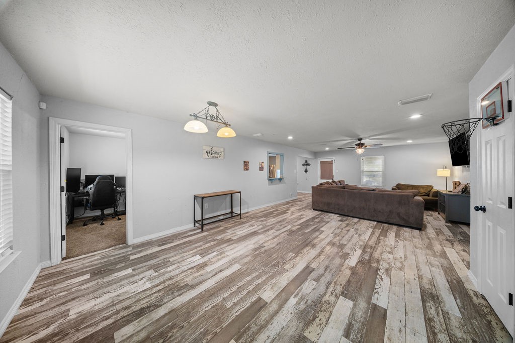 6110 Fm 660 Ennis TX 75119