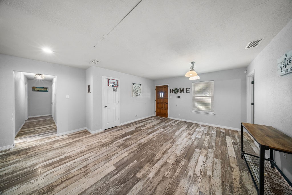 6110 Fm 660 Ennis TX 75119