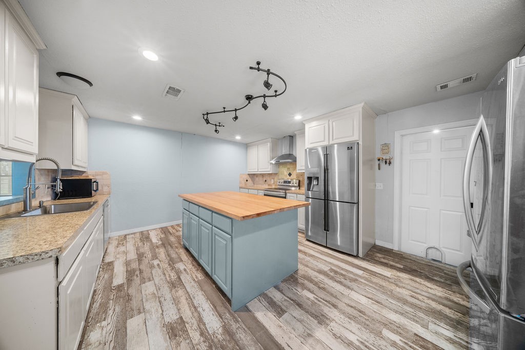 6110 Fm 660 Ennis TX 75119