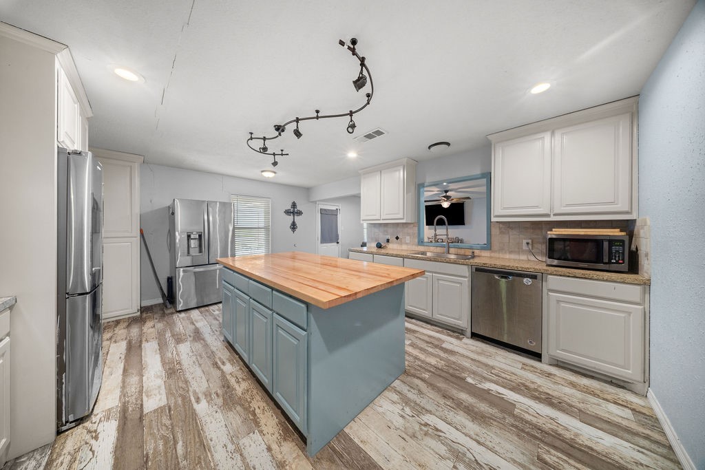 6110 Fm 660 Ennis TX 75119