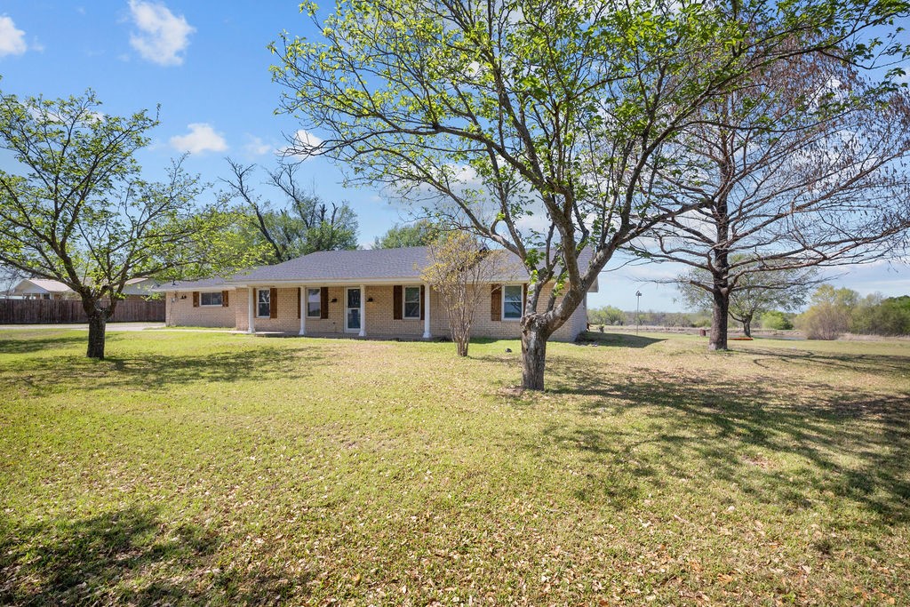 6110 Fm 660 Ennis TX 75119