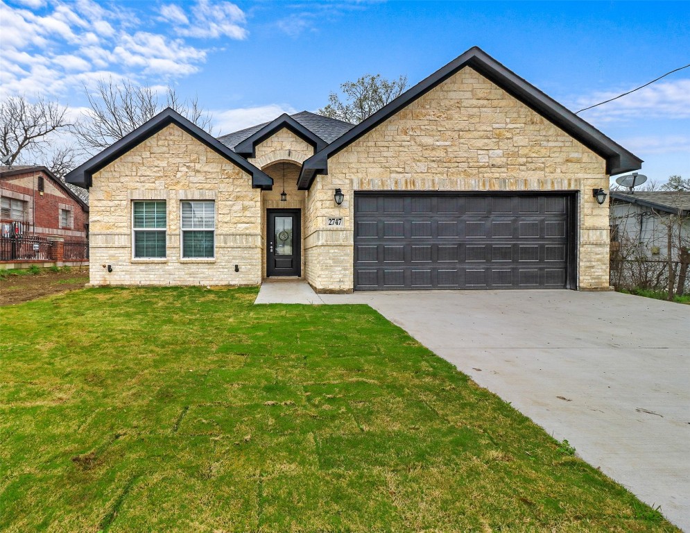 2747 Marjorie Avenue Dallas TX 75216