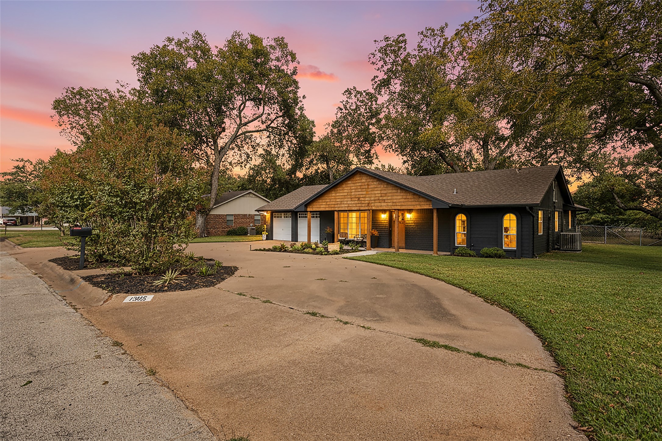 1305 Pecan Drive Weatherford TX 76086