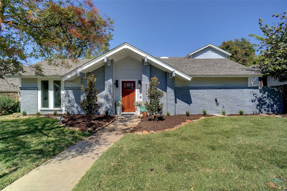 8315 Club Meadows Drive Dallas TX 75243