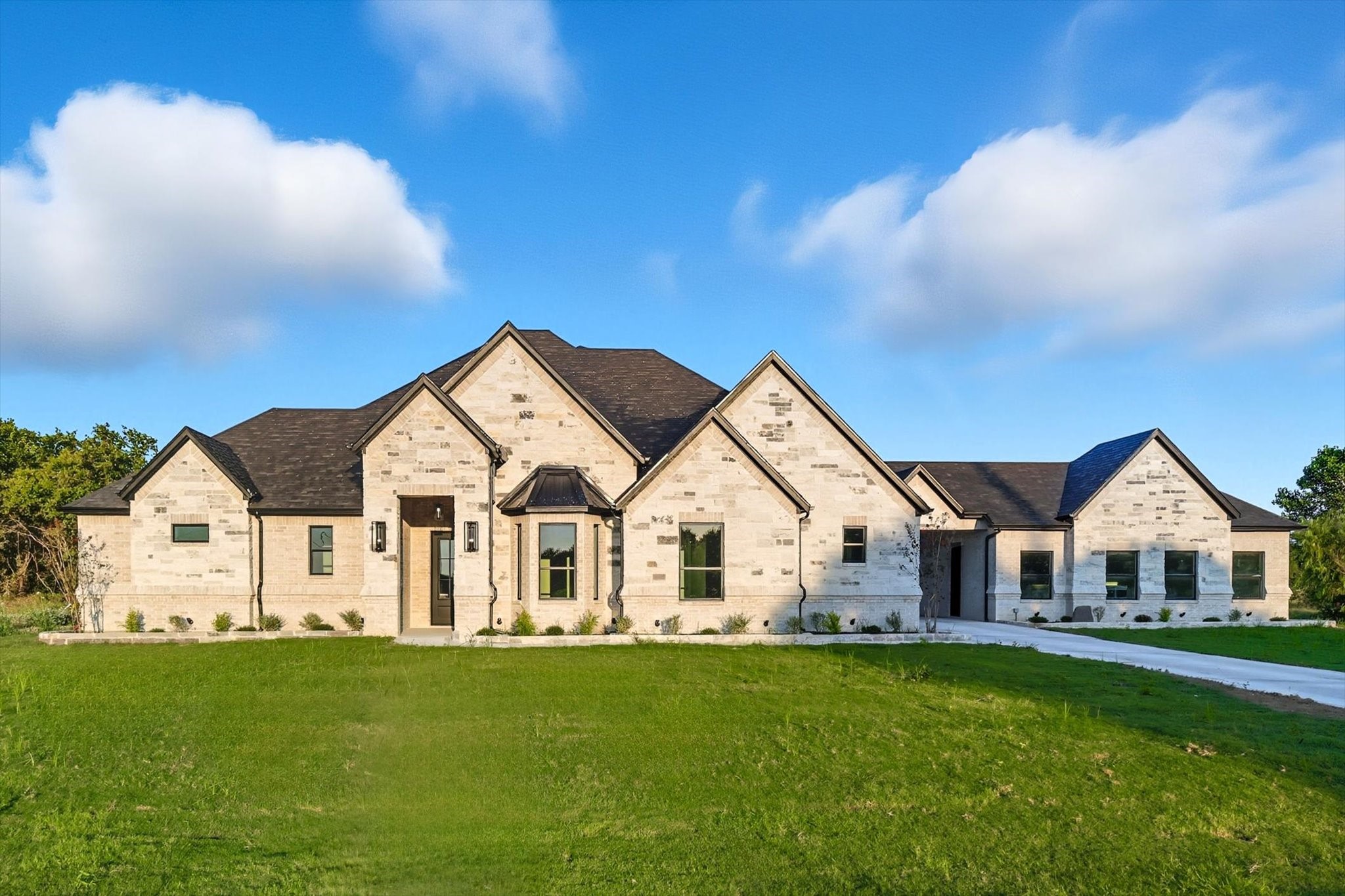 2061 Glenhollow Drive Weatherford TX 76088