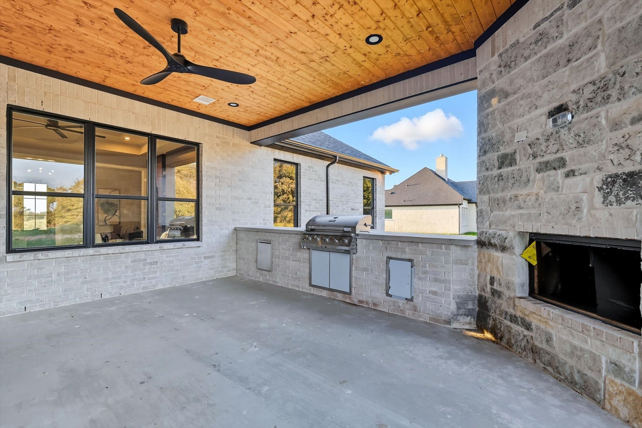 2061 Glenhollow Drive Weatherford TX 76088