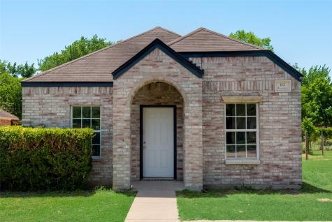 112 Bradshaw Street Waxahachie TX 75165