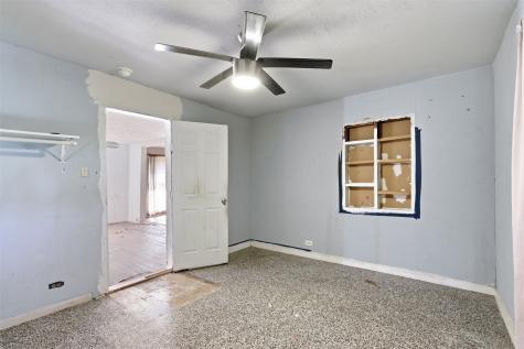 1703 Navaro Street Dallas TX 75208