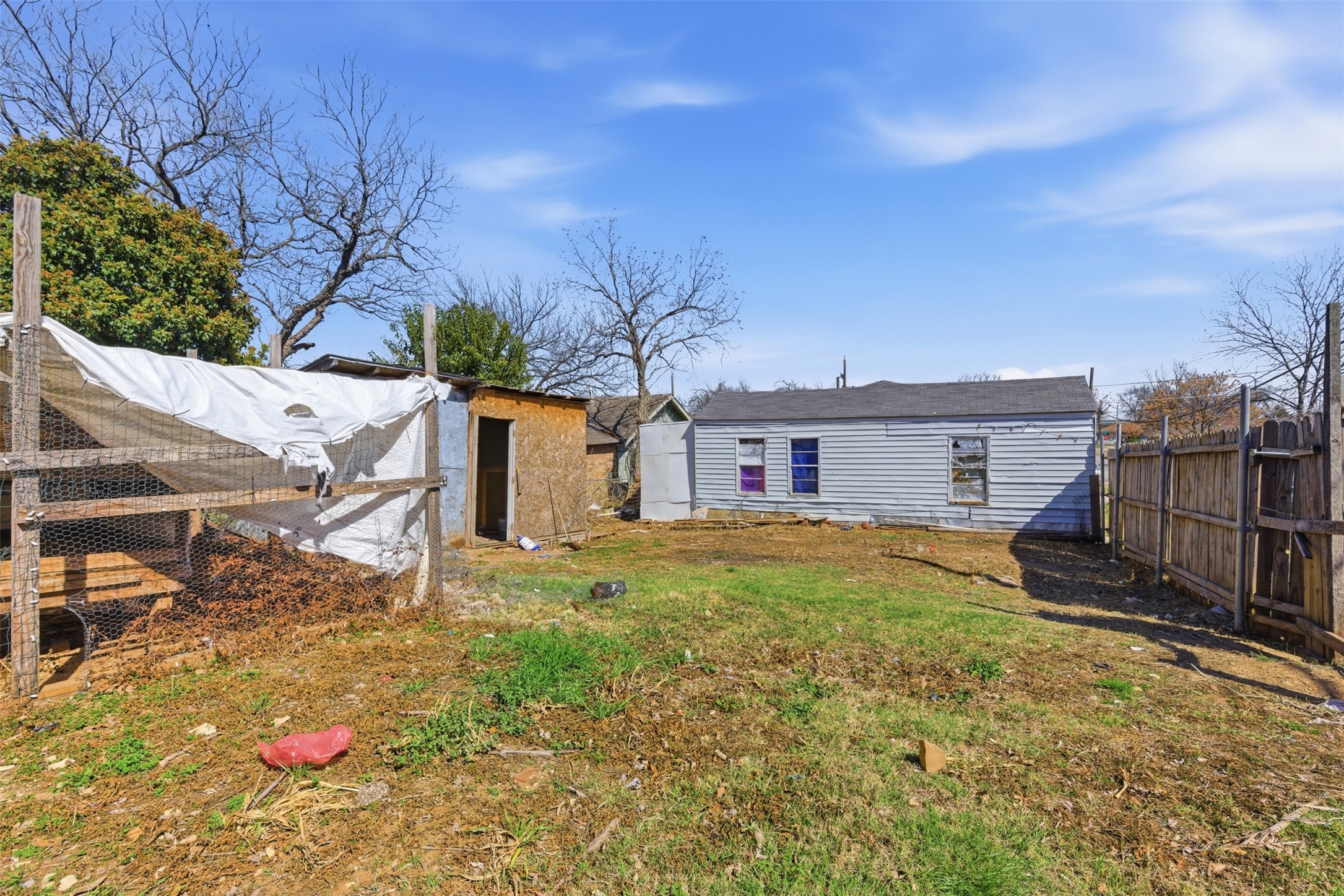 1703 Navaro Street Dallas TX 75208