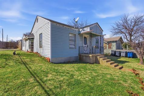 1703 Navaro Street Dallas TX 75208