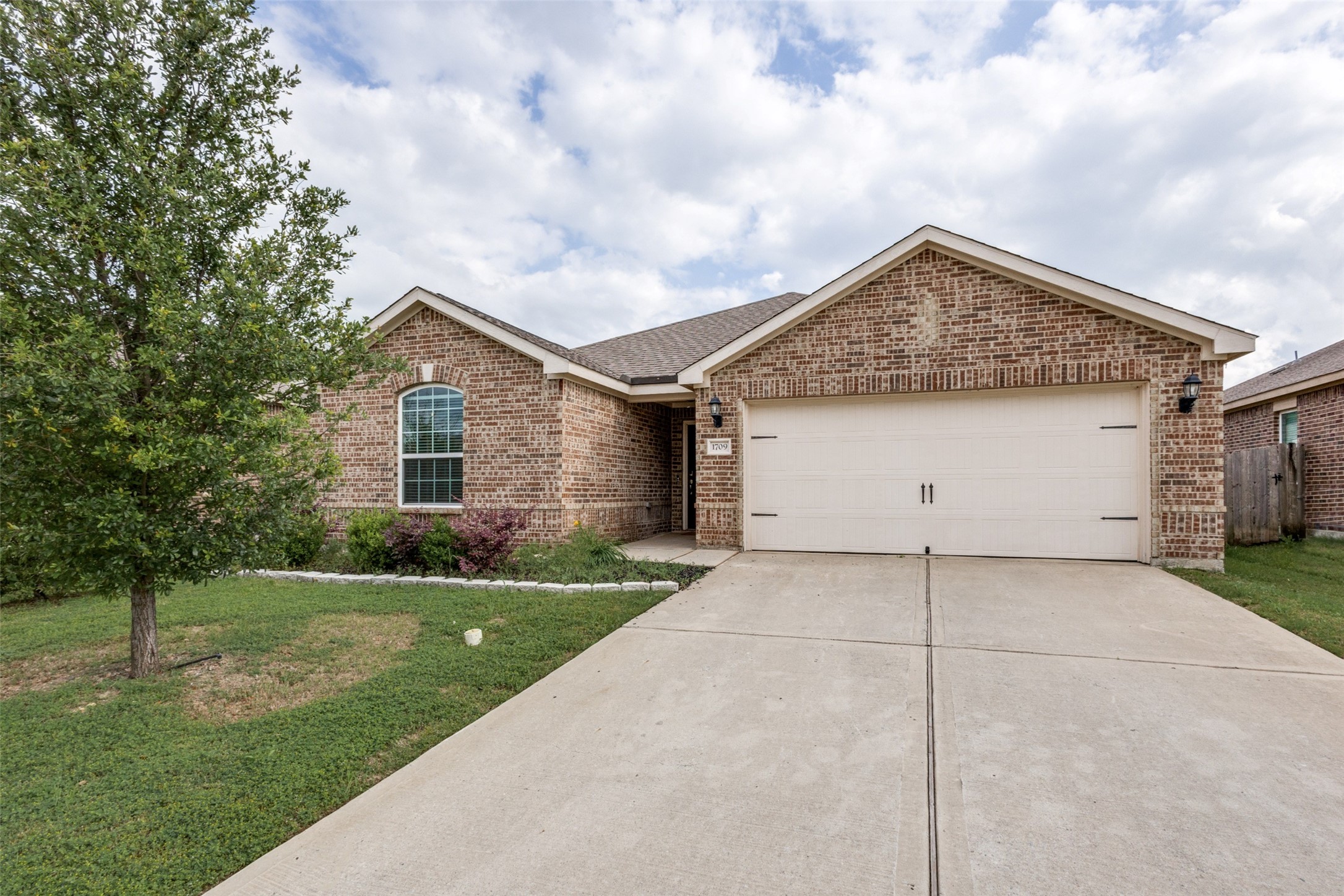 1709 Hot Springs Way Princeton TX 75407