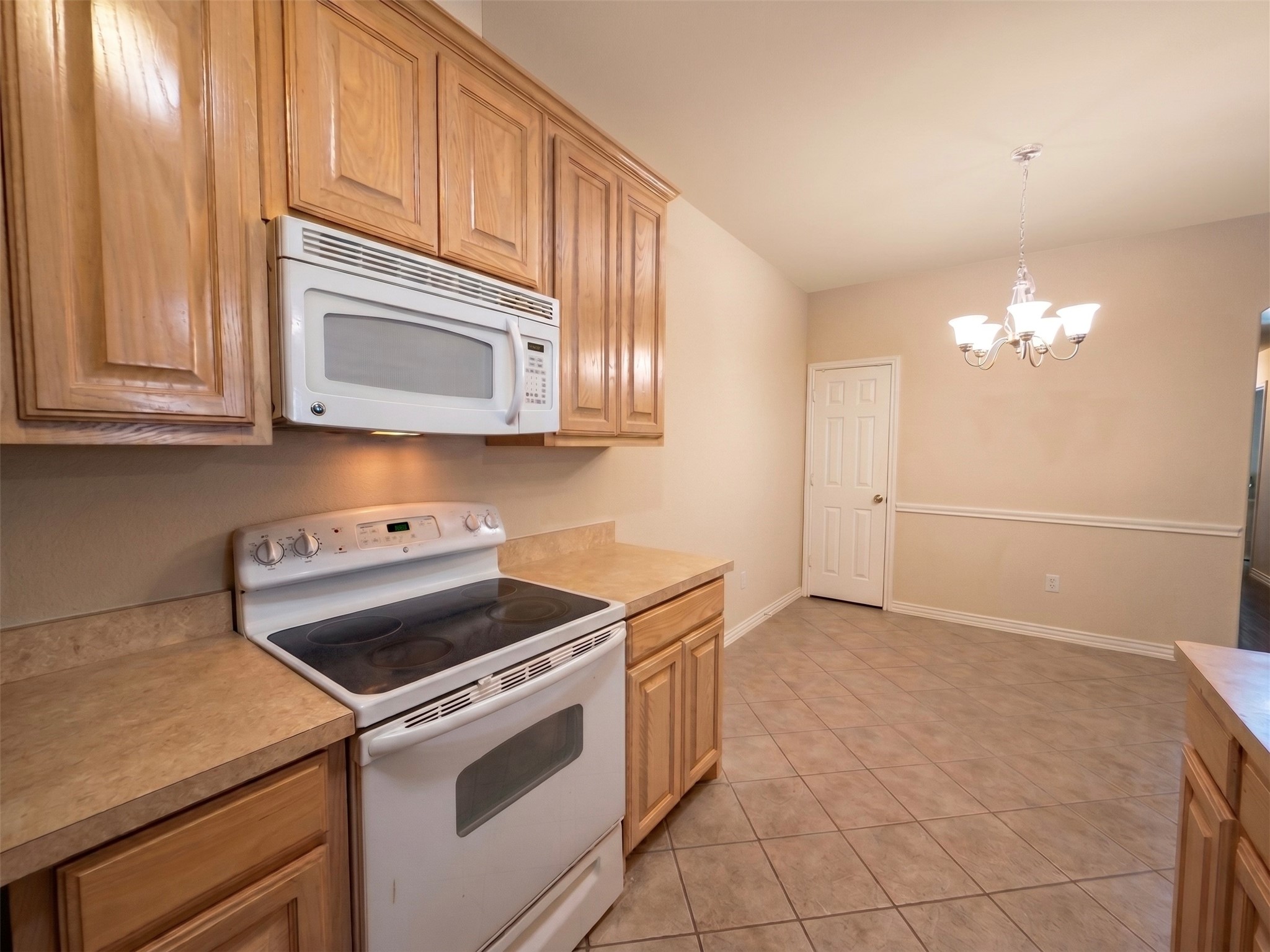 1995 Castle Drive Garland TX 75040