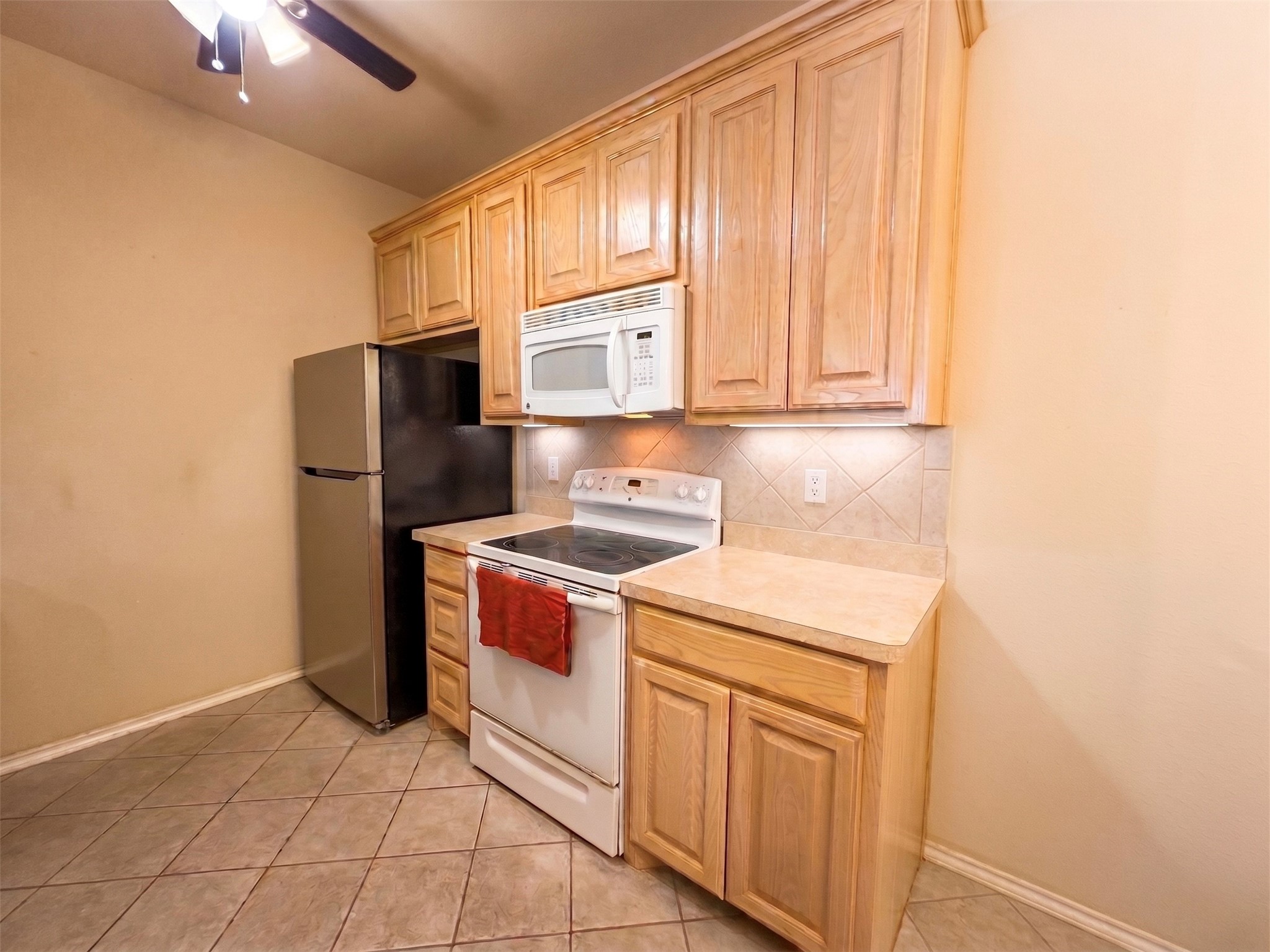 1995 Castle Drive Garland TX 75040