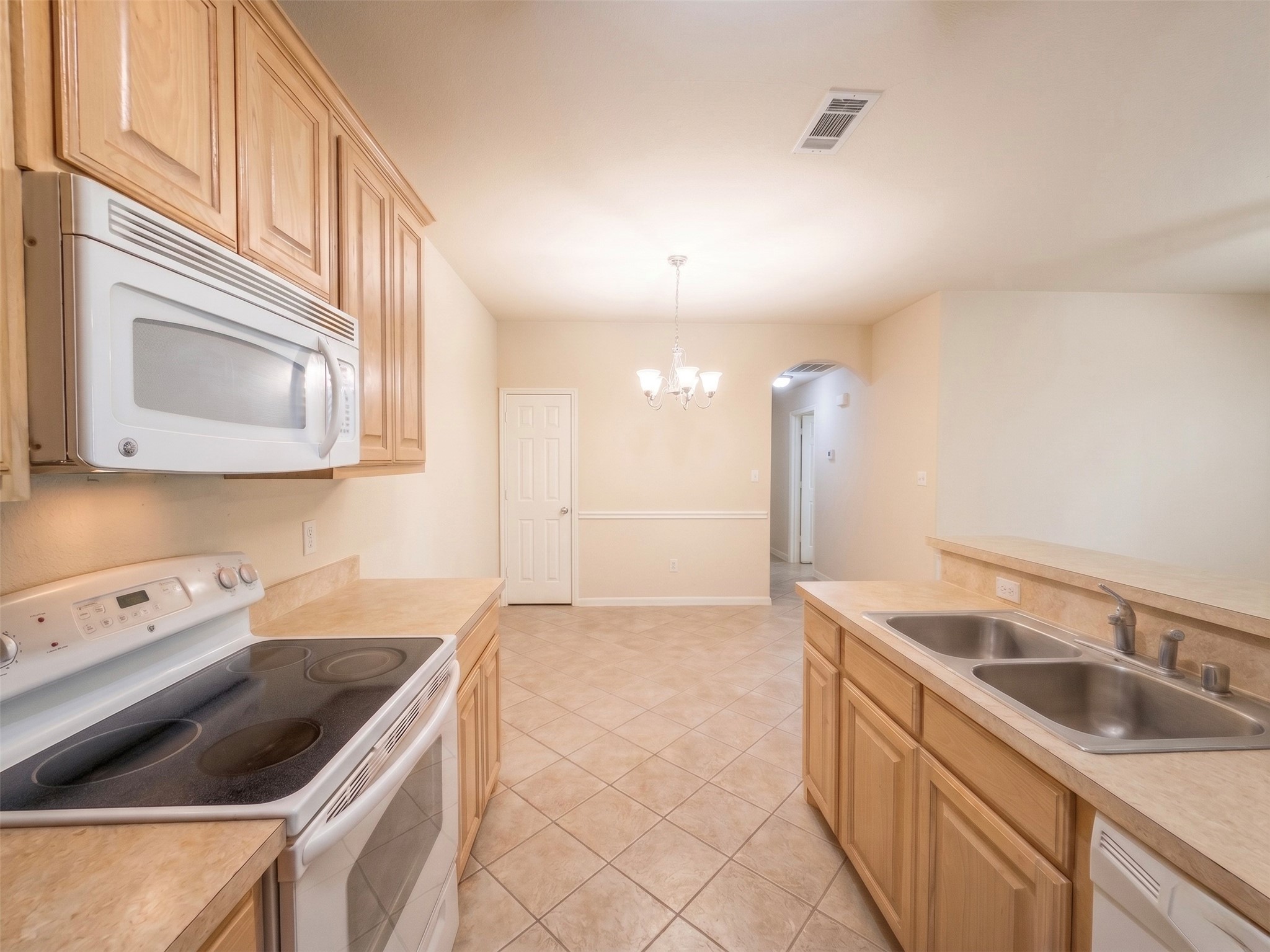 1995 Castle Drive Garland TX 75040