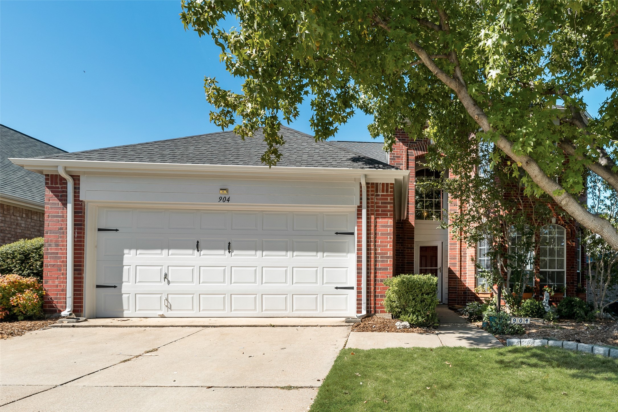 904 Lake Bluff Drive Lake Dallas TX 75065