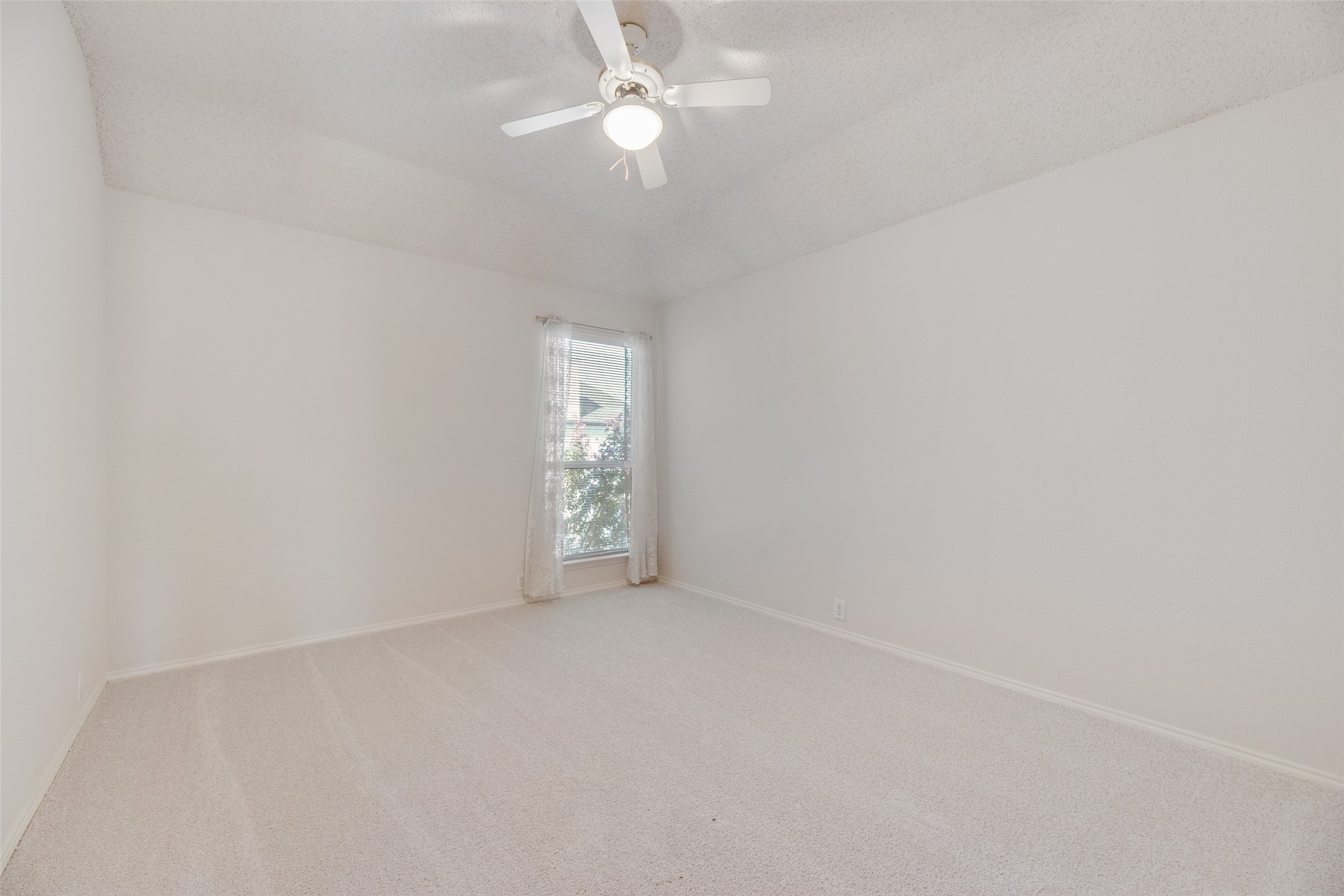 904 Lake Bluff Drive Lake Dallas TX 75065
