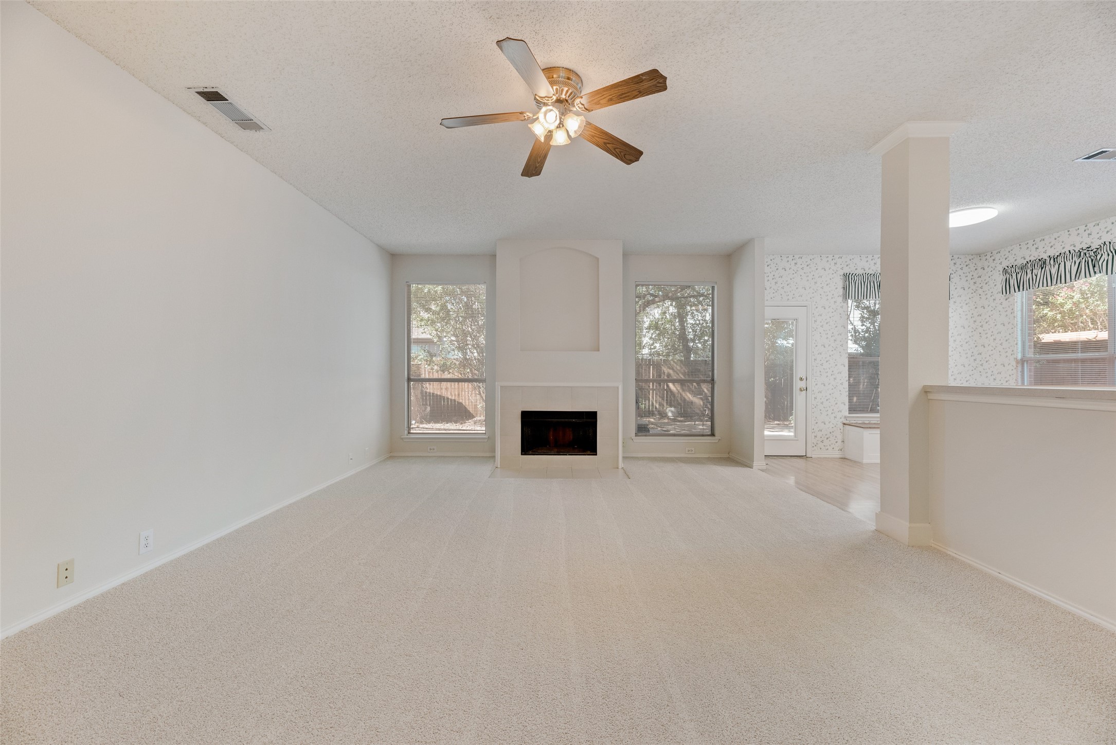 904 Lake Bluff Drive Lake Dallas TX 75065