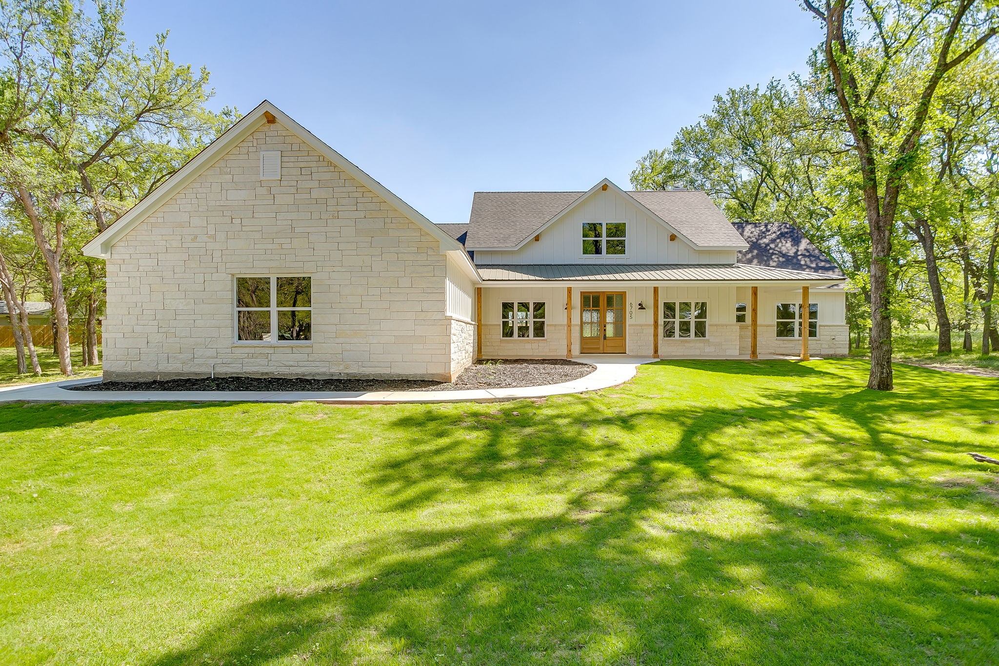 6705 Westover Drive Granbury TX 76049