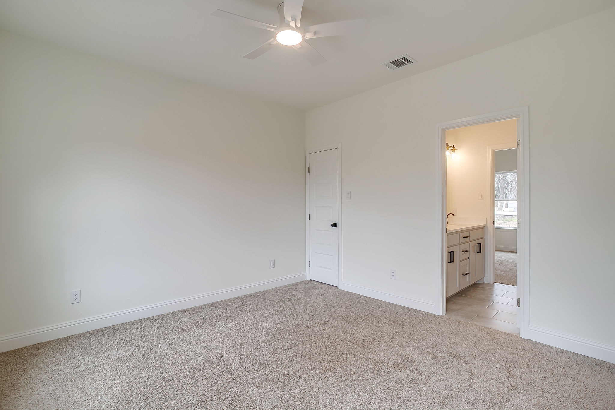 6705 Westover Drive Granbury TX 76049