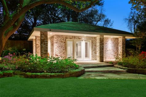 5045 Lakehill Court Dallas TX 75220