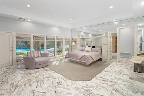5045 Lakehill Court Dallas TX 75220