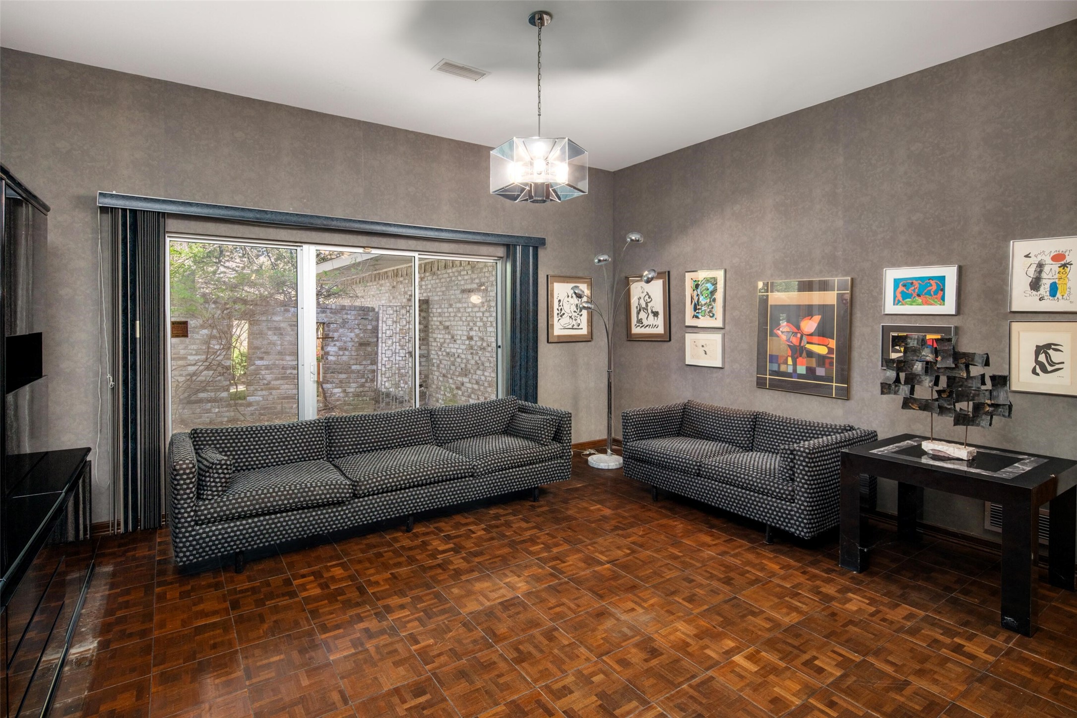 5045 Lakehill Court Dallas TX 75220