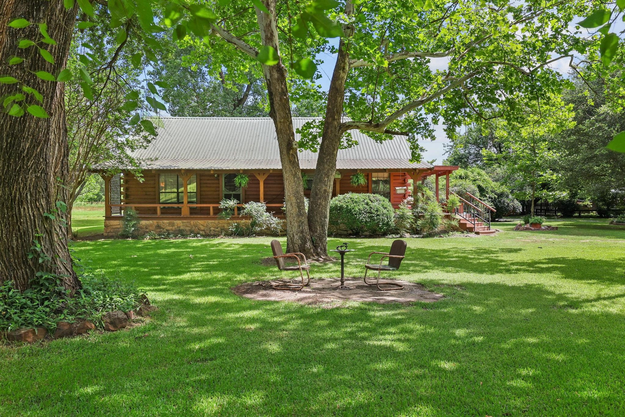 3153 State Road 91 Colbert OK 74733