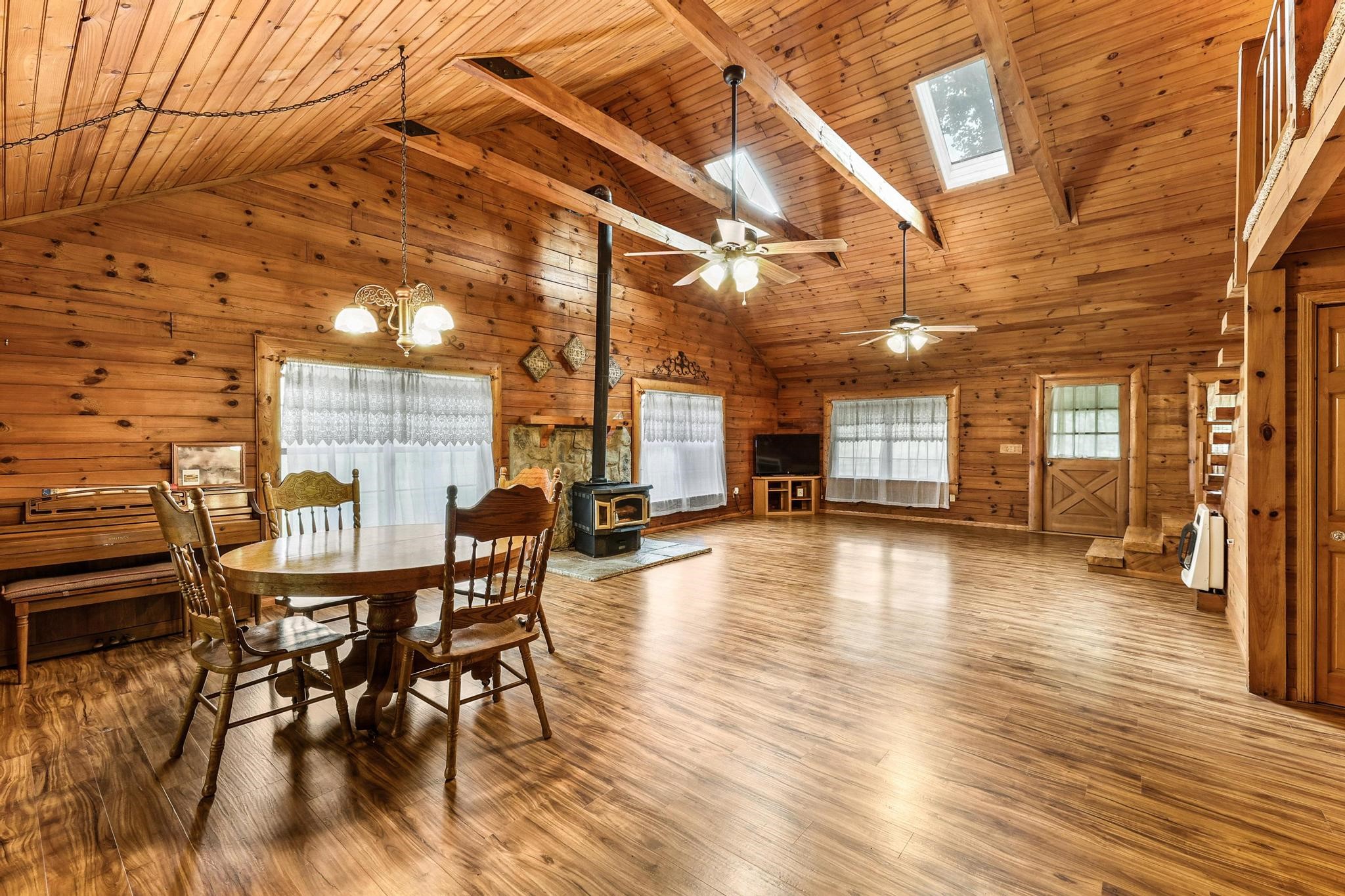 3153 State Road 91 Colbert OK 74733